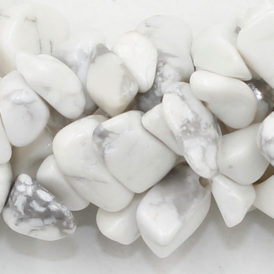 White Turquoise chip beads,  5mm to 10mm, Hole:1mm, Length:Approx 35 Inch