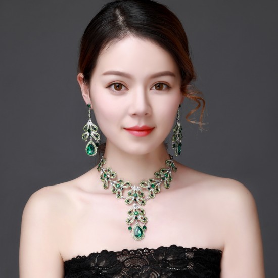 Green flower Crystal Rhinestone Crystal Statement Necklace - Luxury Elegant Fashion European Baroque pink Necklace For Party
