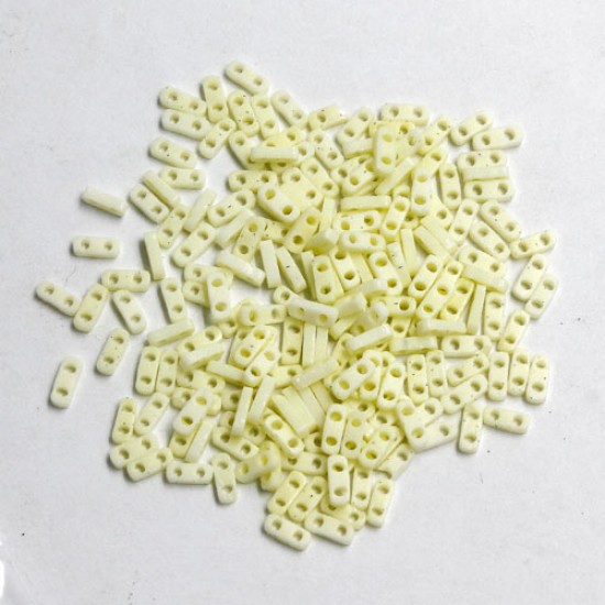 195Pcs Quarter Tila Seed Bead lt yellow
