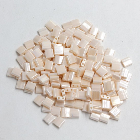 Chinese 5mm Tila Square Bead, opaque luster lt peach, about 100Pcs